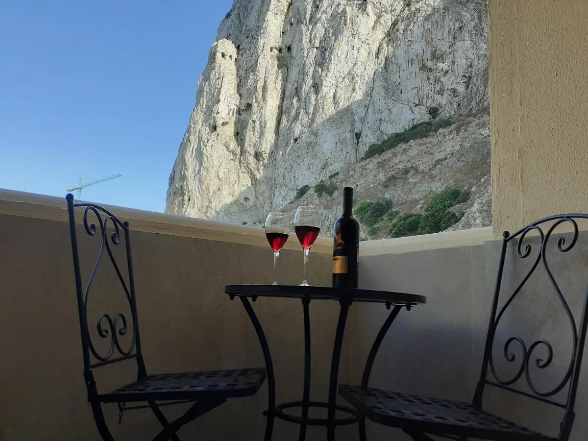 Apartment Bright And Central 2 Bedroom Flat In Gibraltar Gibraltar