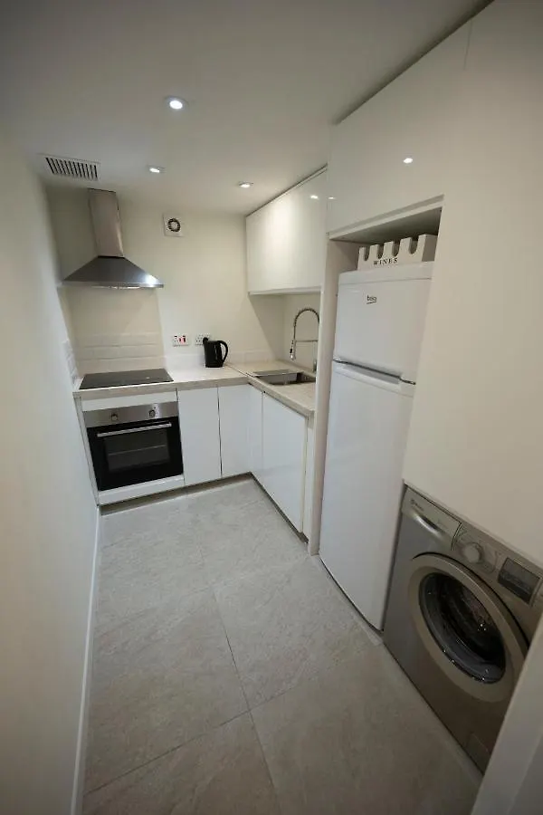Apartment Bright And Central 2 Bedroom Flat In Gibraltar